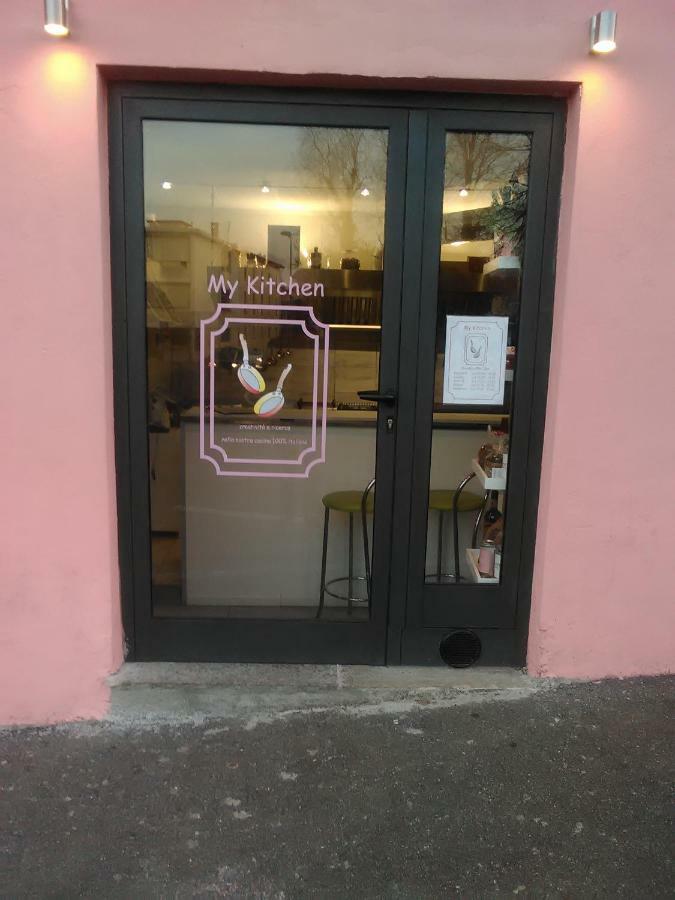 Sottovoce Acomodação com café da manhã Ronago Exterior foto